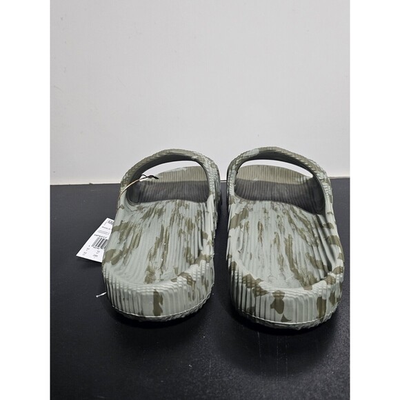 New Adidas Adilette 22 Sandal Slide Olive Green Black Men\'s Size 12 HP6517